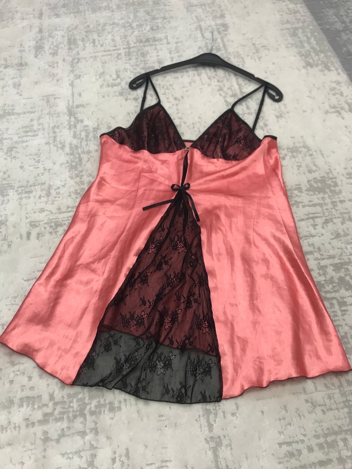 İnce Askılı Midi Parlak saten dantel detaylı gecelik - Görsel 3