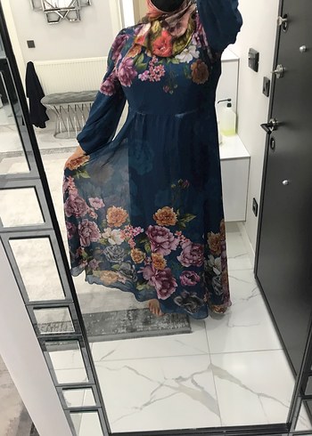 Şifon İpek tesettür elbise kolları dahil tam boy astarıdır . - Görsel 5