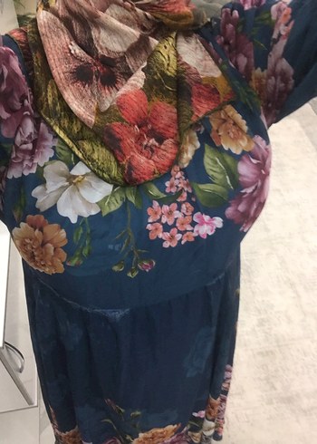 Şifon İpek tesettür elbise kolları dahil tam boy astarıdır . - Görsel 8