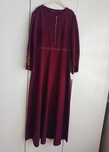 Bordo Uzun Kollu Nakışlı Kadın Elbise
