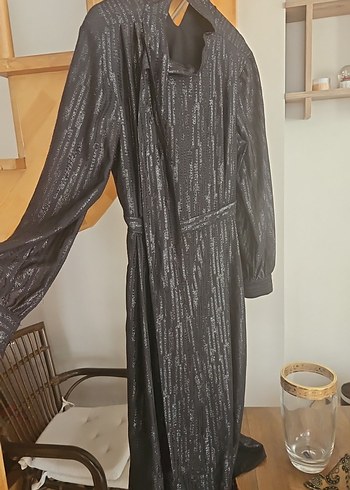 xl Beden Siyah Drapeli Uzun Gotik Elbise