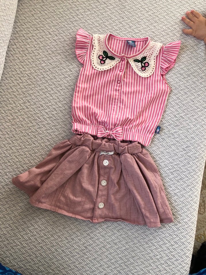 Düğmeli Nakışlı Pembe Bebek Kız Takımı - Görsel 2