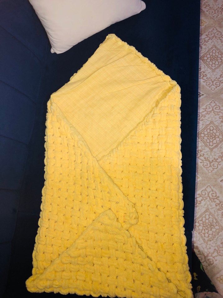Sarı Çocuk Örgü Battaniye - Görsel 3