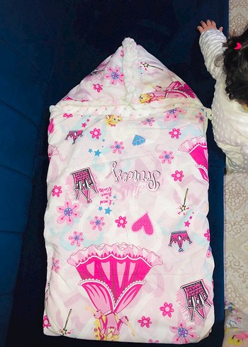 Nakışlı Pembe Triko Bebek Battaniyesi - Görsel 4