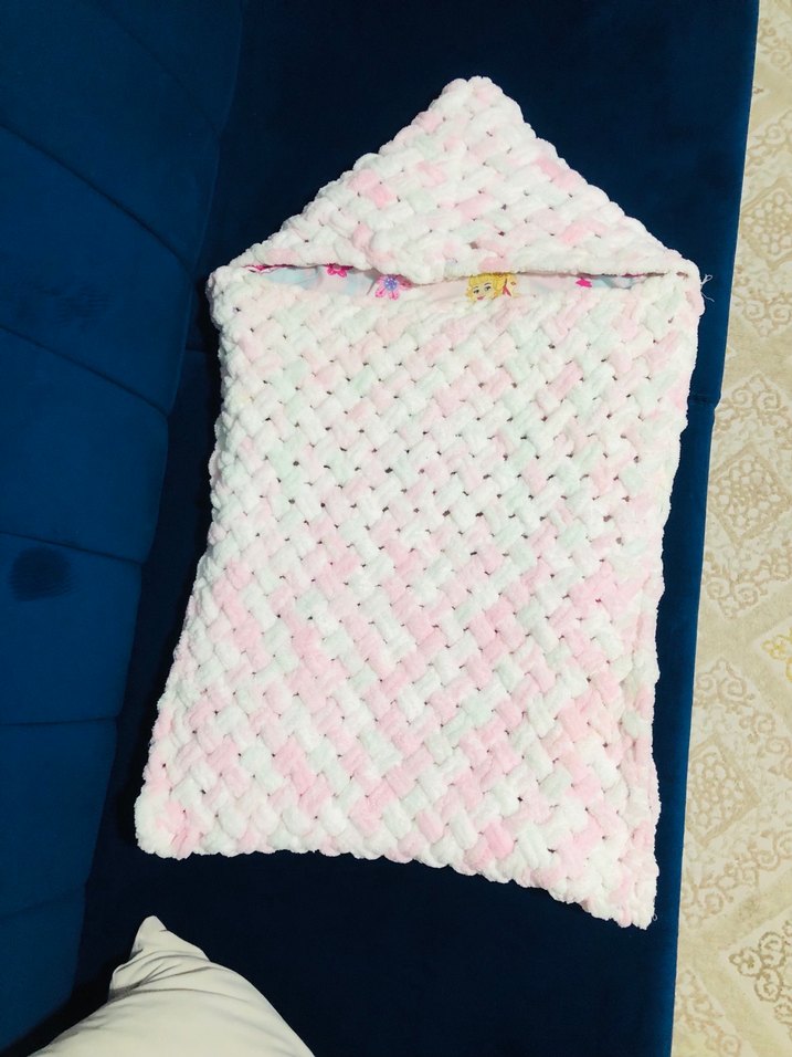 Nakışlı Pembe Triko Bebek Battaniyesi - Görsel 3