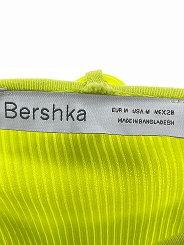 m Beden çeşitli Renk Bershka Bluz %70 İndirimli.