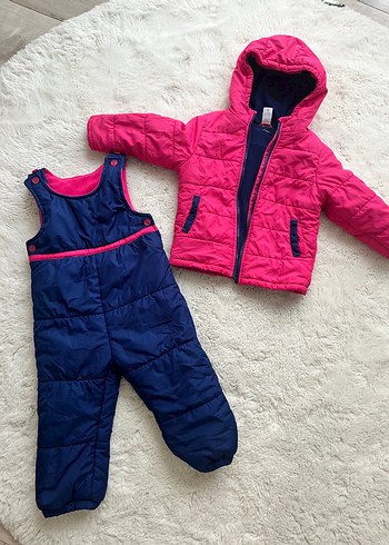 Kız Çocuk Pembe Kapüşonlu Mont ve Lacivert Tulum kar tulumu