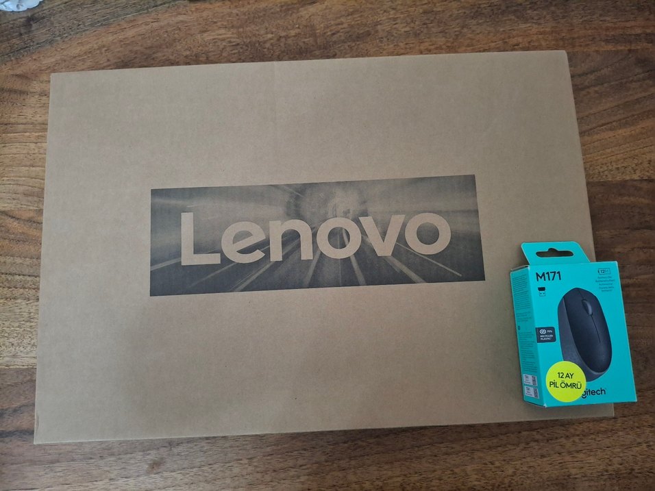 ıfır Kutulu Lenovo Ideapad 3 Ve bluetooth usbli mouse - Görsel 2