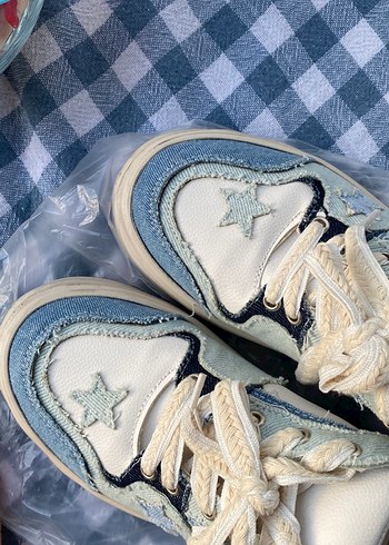 38 Beden Nakışlı Fırfırlı Mavi Denim Kadın Spor Ayakkabı