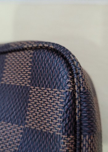 Louis Vuitton Louis vuitton monogram mini Pochette