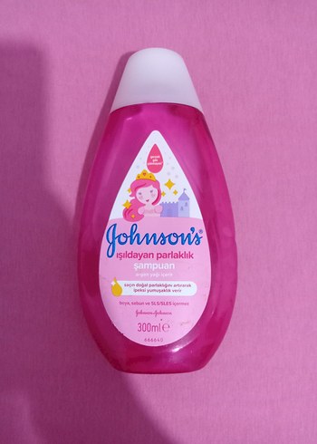 Johnson's Işıldayan Parlaklık Bebek Şampuanı