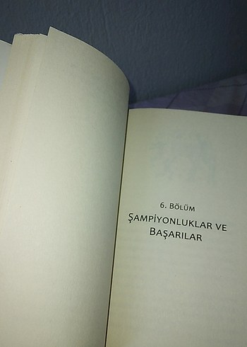 Beden Renk Efsanevi Kaptan Eda Erdem Romanı