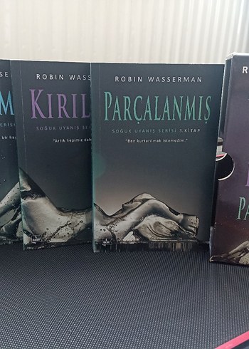 Robin Wasserman - Soğuk Uyanış Serisi 3 Kitap