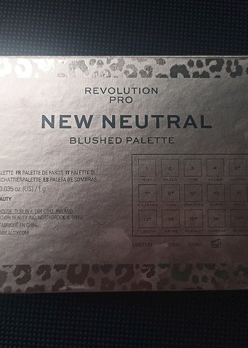 Revolution Pro Blushed Palette - Görsel 2