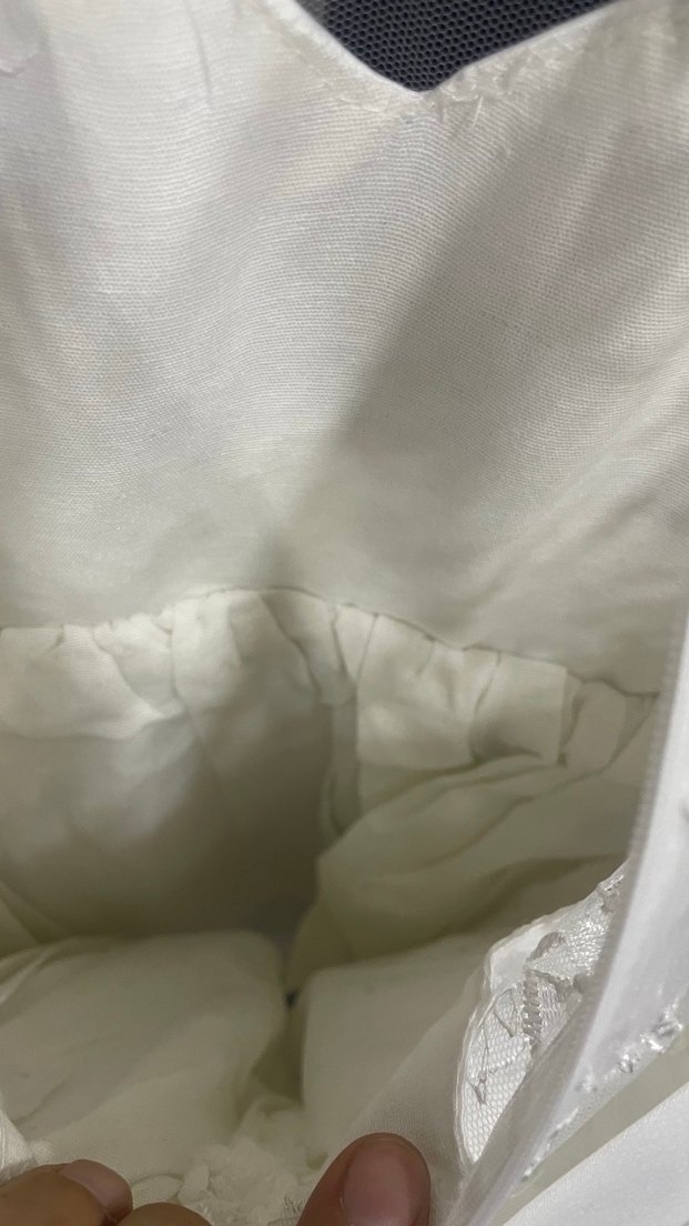 Beyaz Dantel İşlemeli Uzun Kollu çocuk gelinliği - Görsel 4