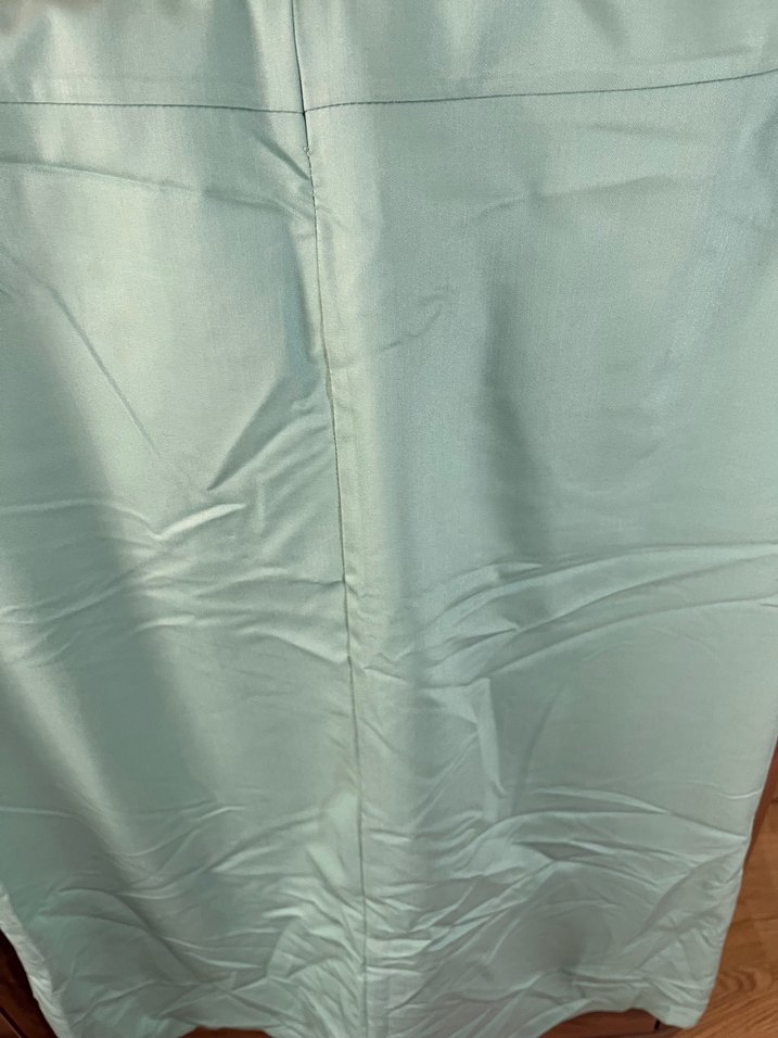 Parlak Turkuaz Uzun Saten Hamile Eteği - Görsel 3