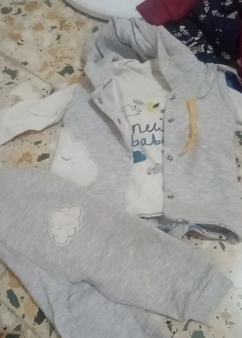 Diğer Kapüşonlu Gri Bebek Takımı üçlü