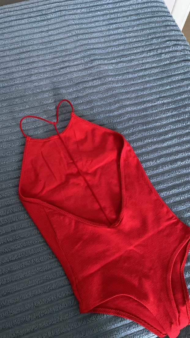 Kımızı bluz - Görsel 2