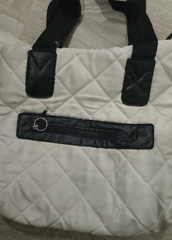Zara Gri Beyaz Kadın Fermuarlı Omuz Çantası