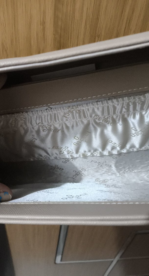 Zincir Detaylı Bej Deri Kadın Portföy Çanta - Görsel 2