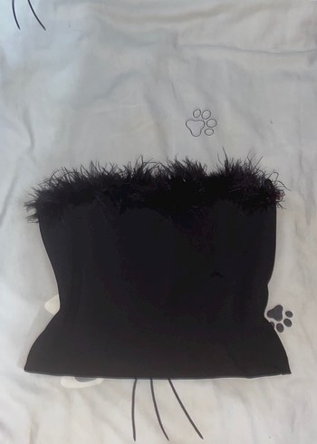 Tüylü crop strapless