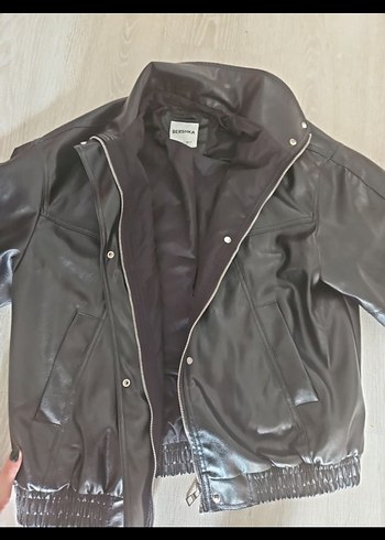 s Beden siyah Renk bershka deri ceket