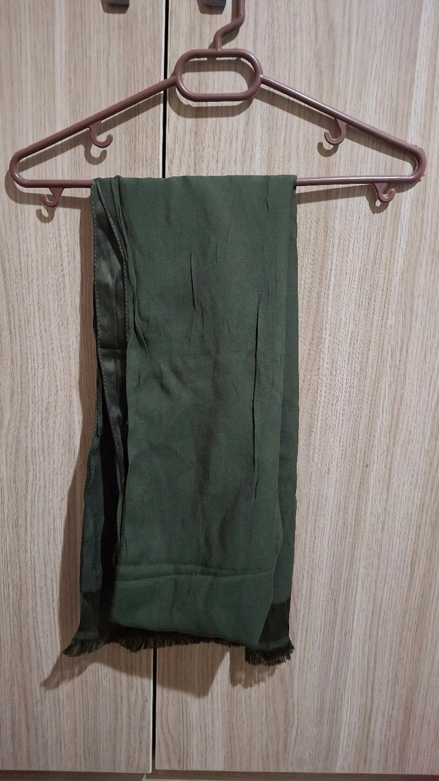 yeşil şal - Görsel 2