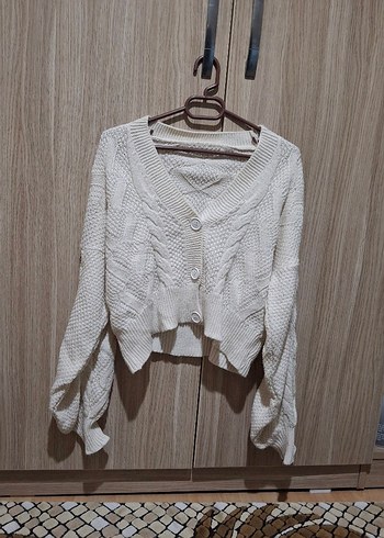 Beyaz V Yaka Örgü Mini Hırka - Görsel 2