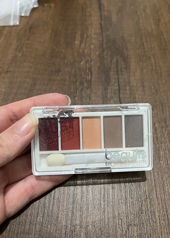 Bej Tonlarda Göz Farı Paleti - Görsel 3