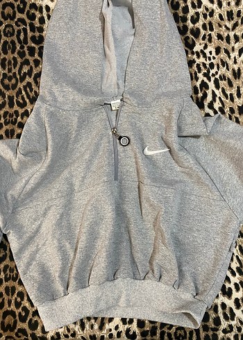 Nike Gri Yarım Fermuarlı Nike Sweatshirt