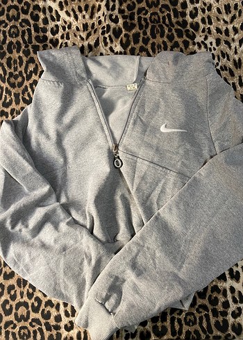 s Beden Gri Yarım Fermuarlı Nike Sweatshirt
