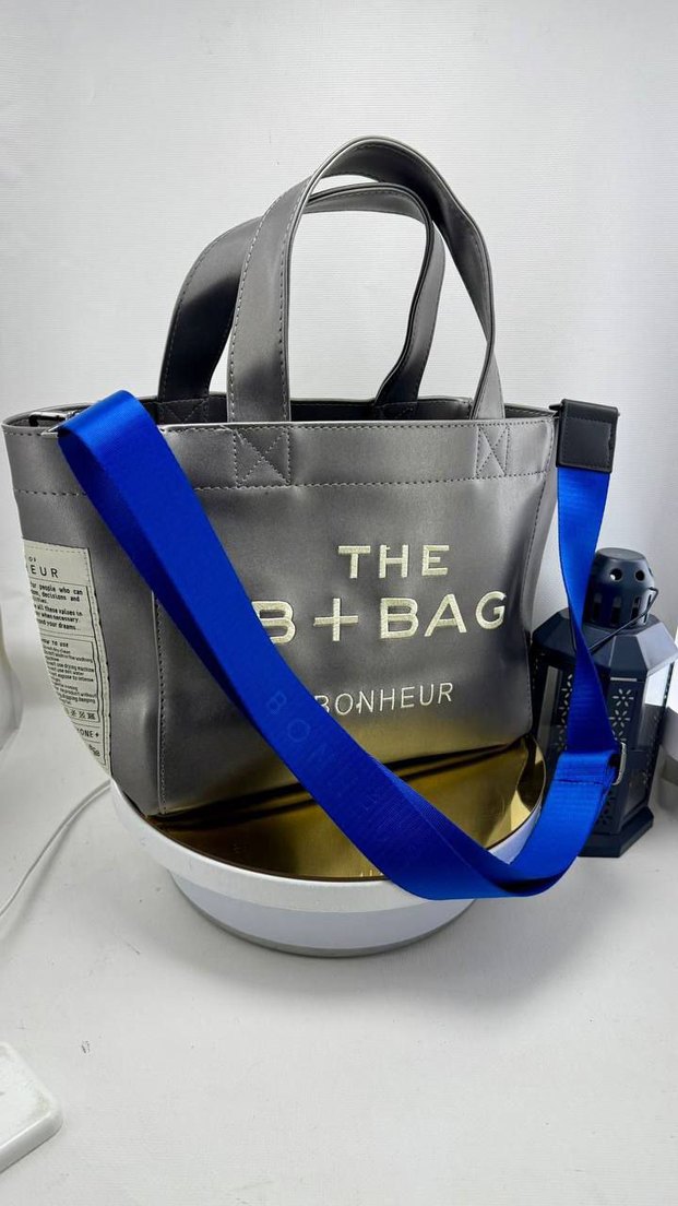 A kalite
Bonheur çanta
Renkler mevcut sol kaydırın - Görsel 5