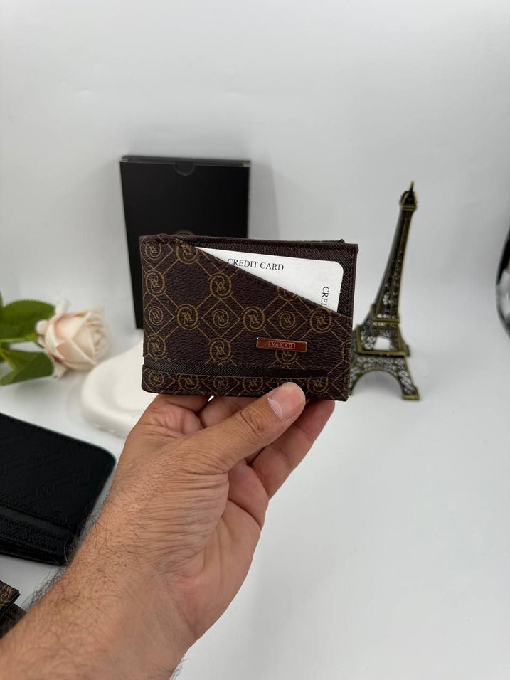 A++++
A kalite 
Erkek cüzdan
Kutulu
Renkler mevcut sol kaydırın - Görsel 5