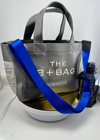 A kalite
Bonheur çanta
Renkler mevcut sol kaydırın - Görsel 2