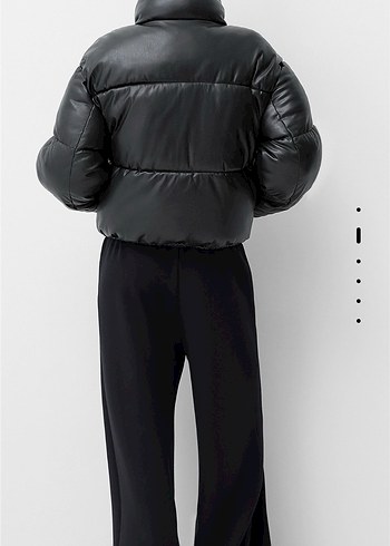Bershka Siyah Deri Şişme Kadın mont