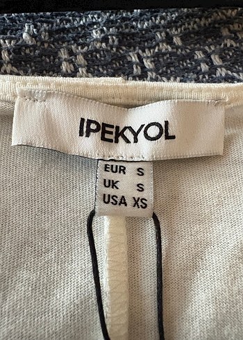 Beyaz Keten Hamile Kolsuz Tişört - Görsel 3