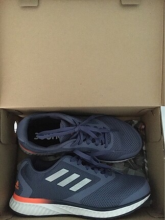 Adidas Kadın ayakkabı
