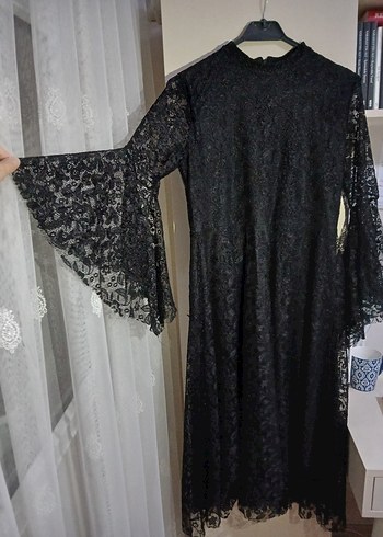 Siyah Dantel Uzun Kollu Gotik Elbise