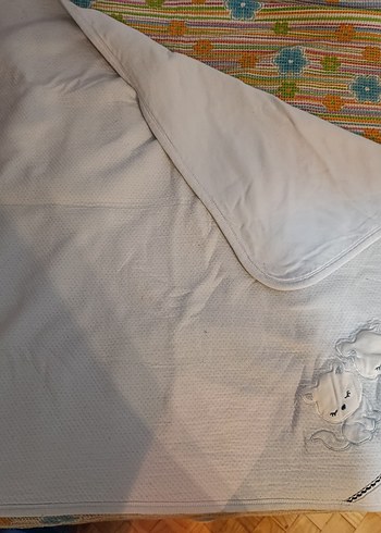 Açık mavi bebek Battaniyesi ve muslin bez