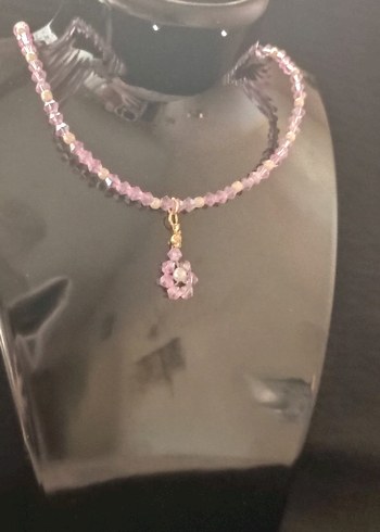 Diğer Pembe Mini Boncuklu Çiçekli Bohem Kolye