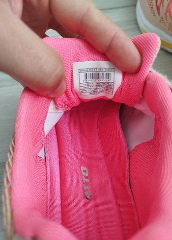 Kız Çocuk Pembe Bağcıklı Spor Ayakkabı - Görsel 4