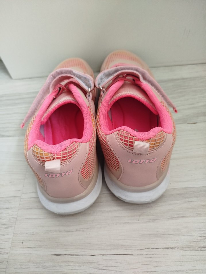 Kız Çocuk Pembe Bağcıklı Spor Ayakkabı - Görsel 3