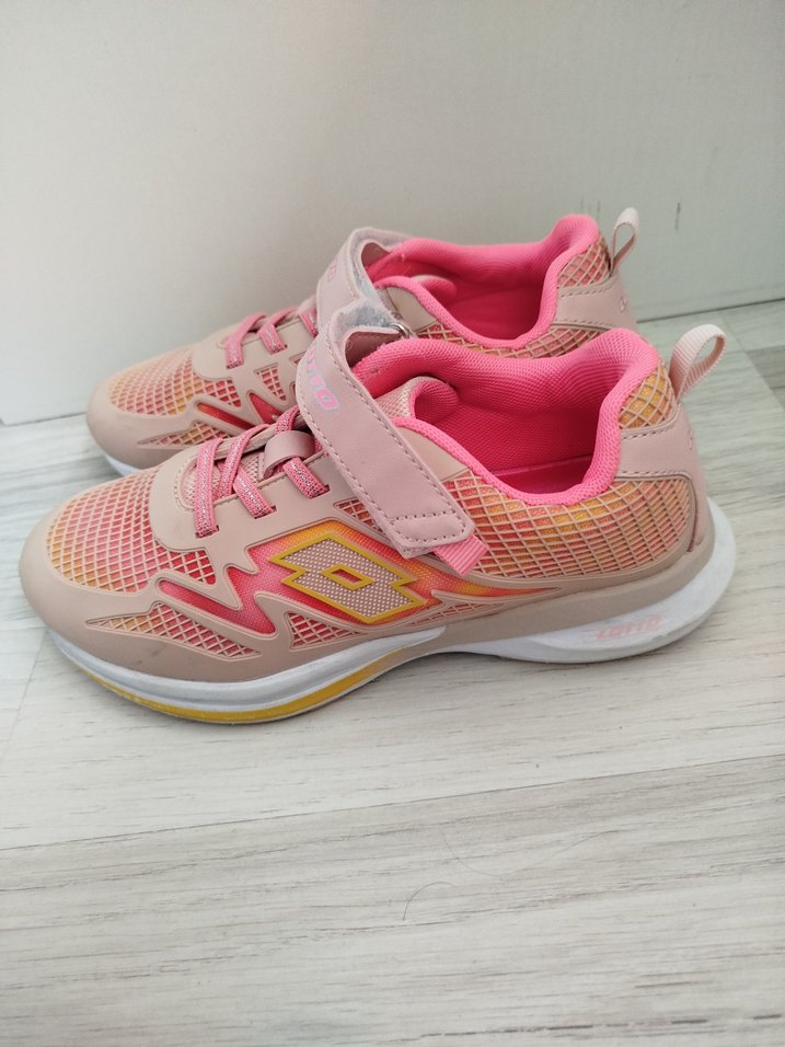 Kız Çocuk Pembe Bağcıklı Spor Ayakkabı - Görsel 2