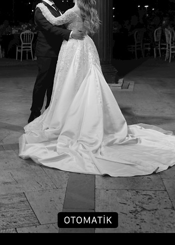 Uzun Kollu omzu açık işlemeli demonte etekli Gelinlik - Görsel 5