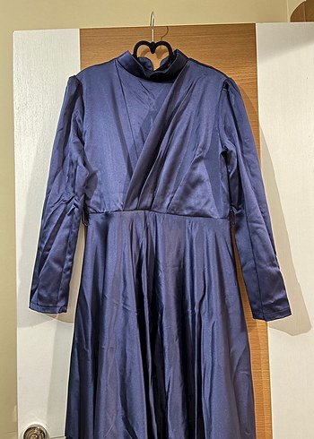 Uzun Lacivert Drapeli Kadın Abiye Elbise - Görsel 4