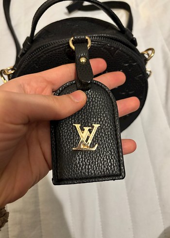 Louis Vuitton Siyah Deri Kadın Çanta - Görsel 4