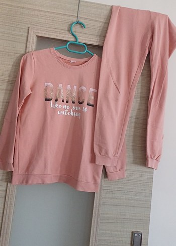 Pembe Baskılı Kız Eşofman Takımı