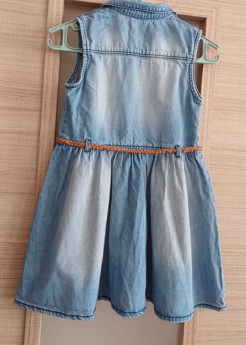 7 Yaş Beden mavi Renk Kolsuz Bel Detaylı Mavi Denim Kız Elbisesi