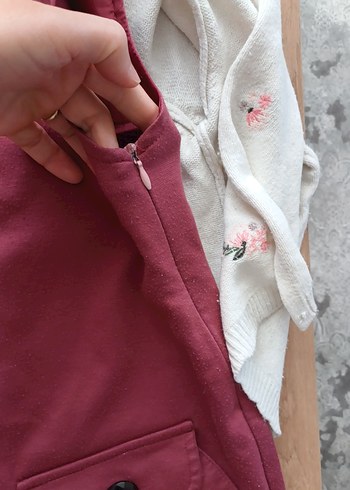 Nakışlı Düğmeli Uzun Kollu Kız Hırka - Görsel 11