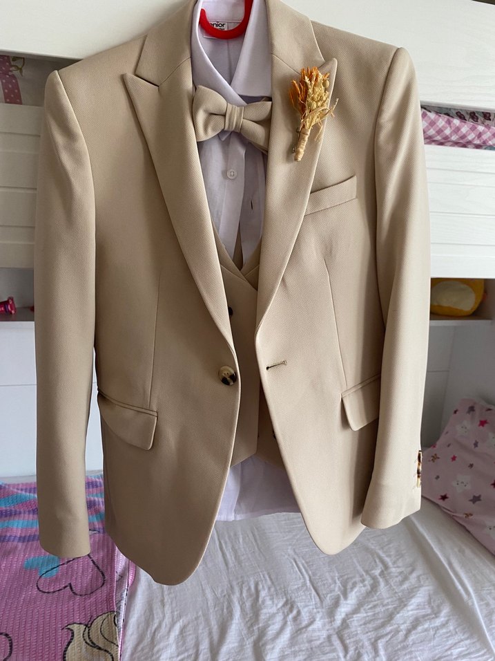 Düğmeli Klasik Bej Yelek - Görsel 2